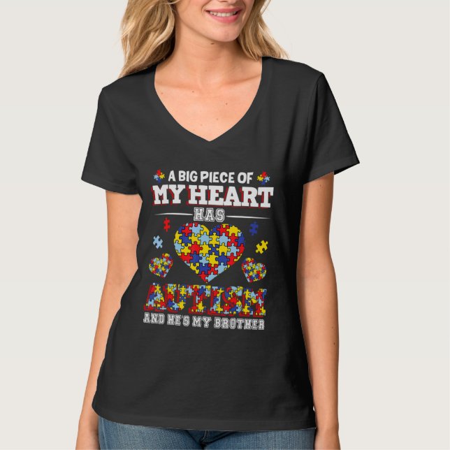 Camiseta Heâ€™s De Un Autismo Cardíaco Grande Mi Corazón Ti (Anverso)