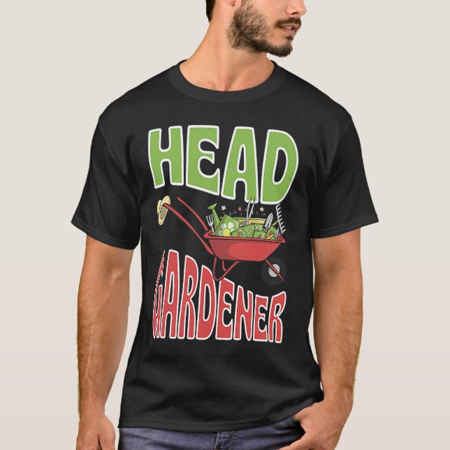 Camiseta Head Gardener Cute Summer Wheelbarrow Vegetable Ga (Anverso)