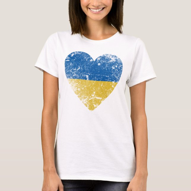 Camiseta Heart Distressed Ukraine Flag, Country Pride (Anverso)