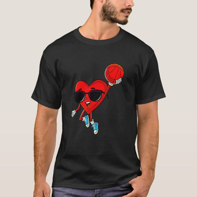 Camiseta Heart Playing Basketball Cute Valentines Day Sport (Anverso)