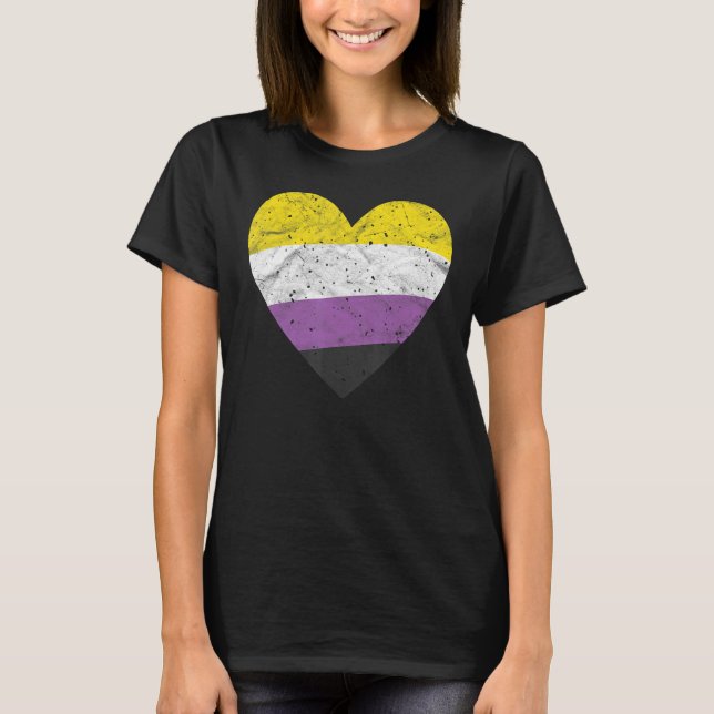 Camiseta Heart with Non Binary Flag   Nonbinary Pride Month (Anverso)