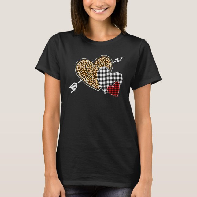 Camiseta Hearts Leopard Buffalo Plaid Día de San Valentín 2 (Anverso)