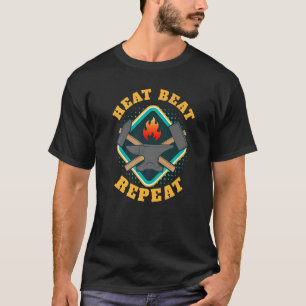 Camiseta Heat Beat Repetir I Forge Anvil Artisan Herrero