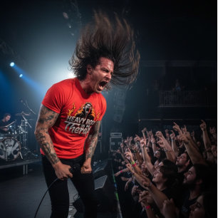 Camiseta Heavy Rock Es Mi Terapia