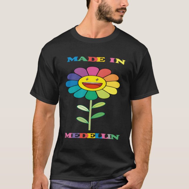 Camiseta Hecho En Medellín, Naturaleza Colombia (Anverso)