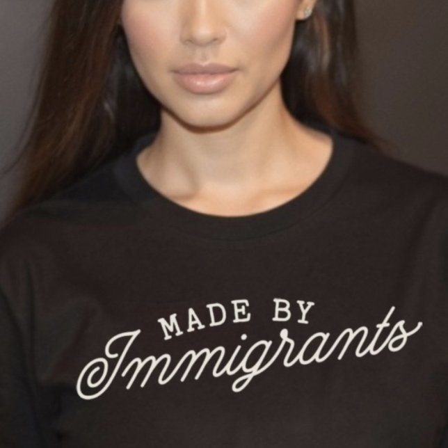 Camiseta Hecho por inmigrantes (Made by Immigrants T-Shirt)