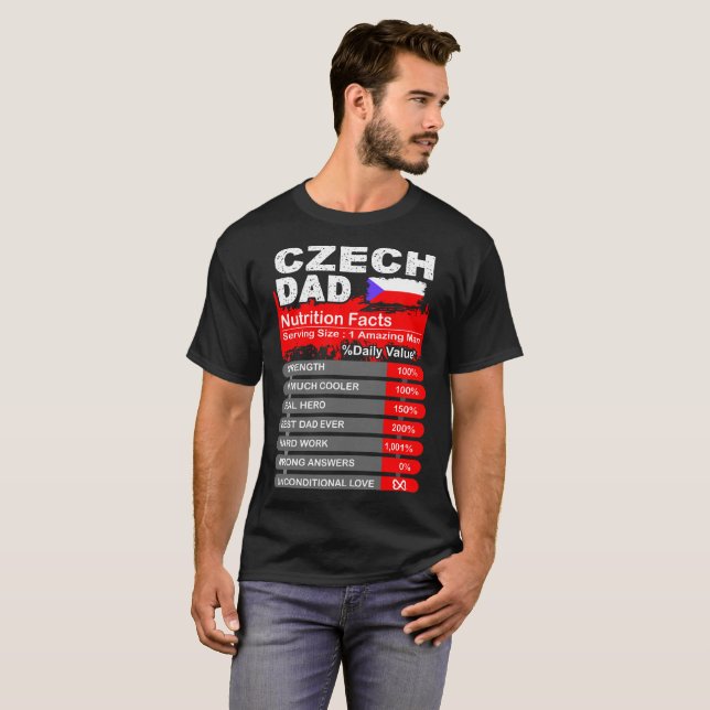 Camiseta Hechos checos de la nutrición del papá que sirven (Anverso completo)