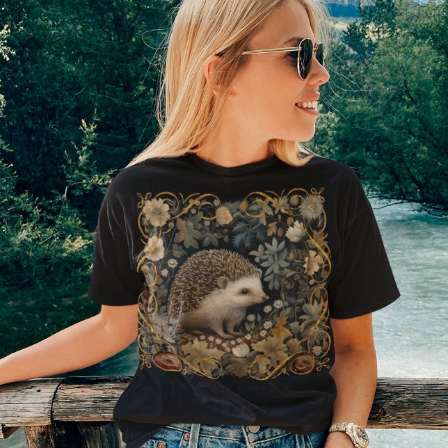 Camiseta Hedgehog al estilo del bosque William Morris (Subido por el creador)