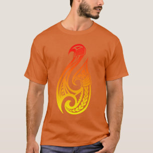 Camiseta Hei matau gancho maorí tradicional