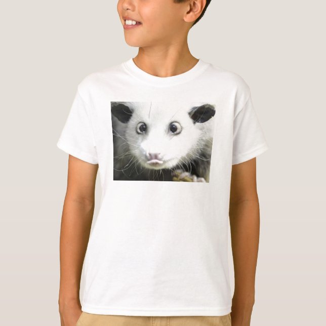 Camiseta Heidi The Cross Eyed Opossum (Anverso)