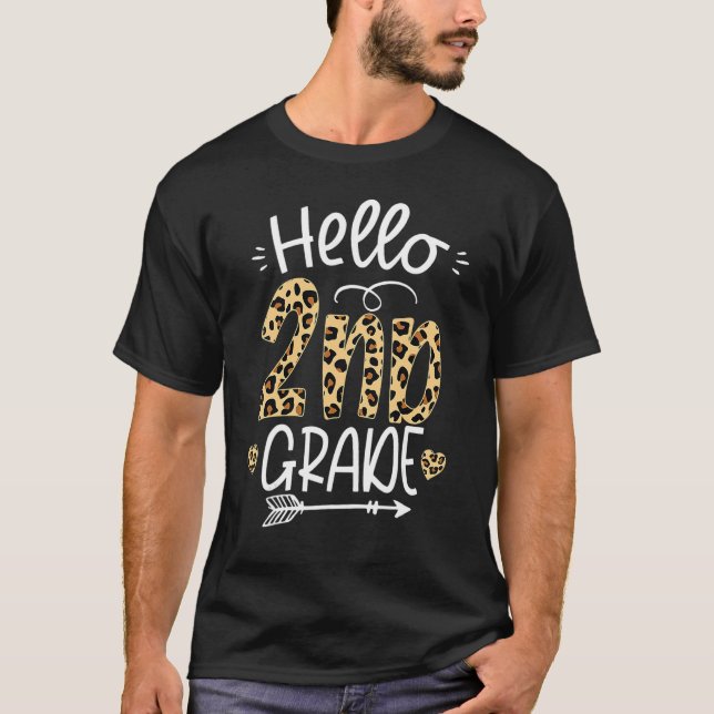 Camiseta Hello 2nd Grade Leopard Teacher Students Back To S (Anverso)