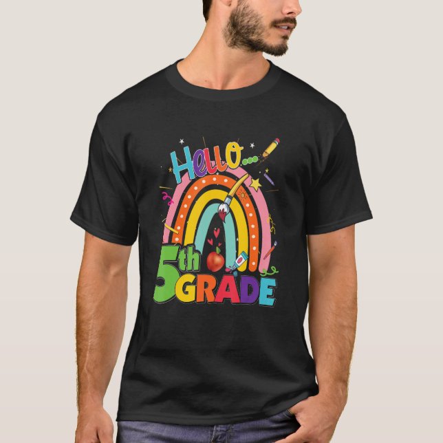 Camiseta Hello 5th Fifth Grade Team Back To School Rainbow  (Anverso)