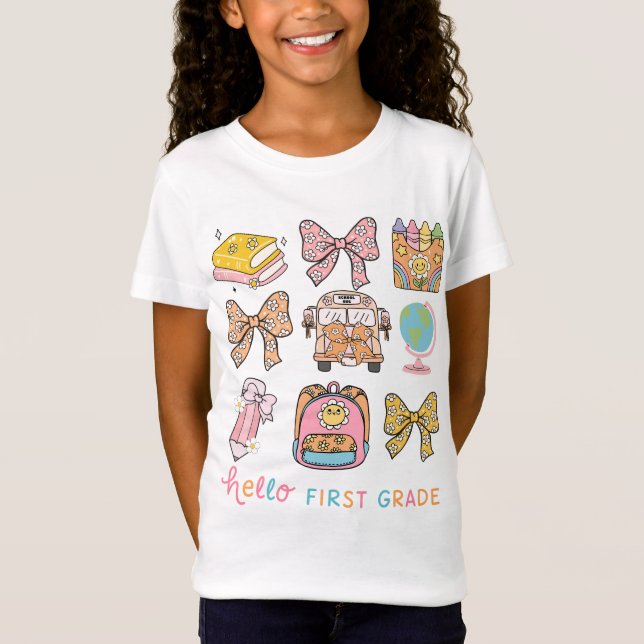 Camiseta Hello First Grade Back To School Coquette Bow (Anverso)