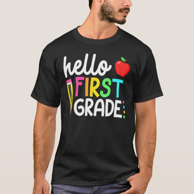 Camiseta Hello First Grade Back To School Teacher Student K (Anverso)
