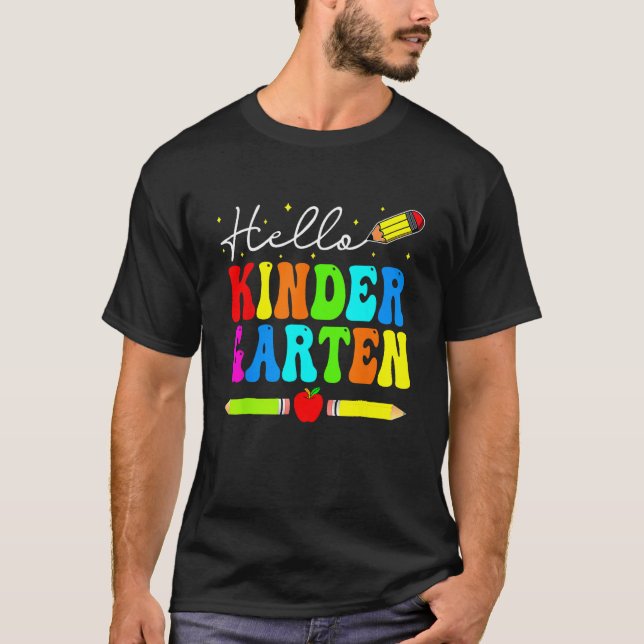 Camiseta Hello Kindergarten Teacher Student Team Happy Back (Anverso)