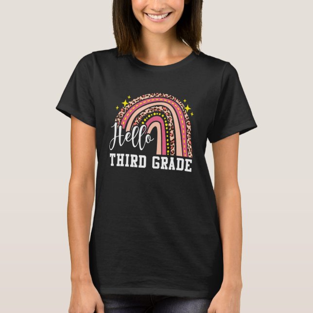 Camiseta Hello Third Grade 3rd Grade Rainbow Leopard Back T (Anverso)