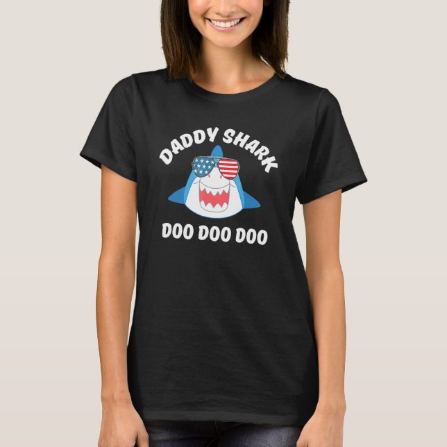 Camiseta Hens Daddy Shark Doo Doo Bandera Americana Gafas d (Anverso)