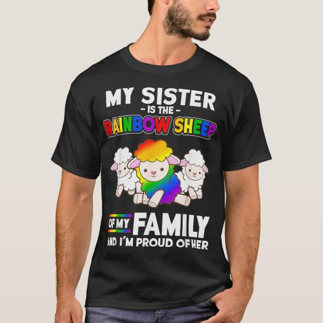 Camiseta Hermana del orgullo gay es una oveja arcoiris de f (Anverso)
