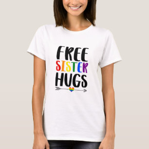 Camiseta Hermana libre abrazos con flecha orgullo gay arcoi