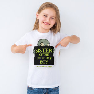 Camiseta Hermana zombie de los monstruos graciosos del cump