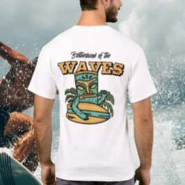 Camiseta Hermandad De Las Olas por Salty AF