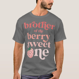 Camiseta Hermano de Berry Sweet One Strawberry First Bi