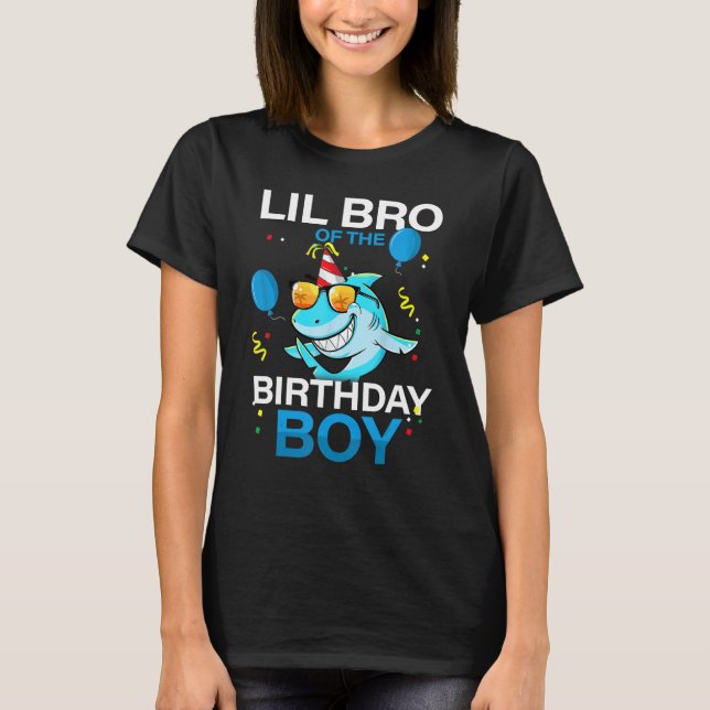 Camiseta Hermano de la Matanza Temática Birthday Boy Shark  (Anverso)