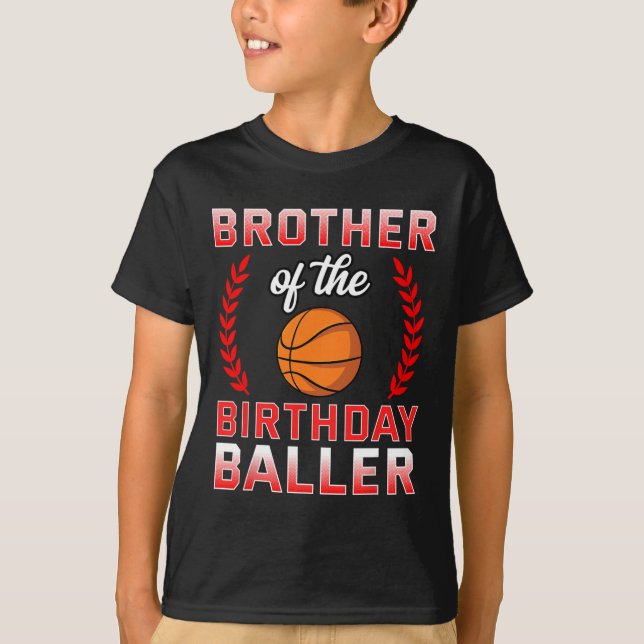 Camiseta Hermano Del Niño De Cumpleaños Bysketbyll Bday Cel (Anverso)