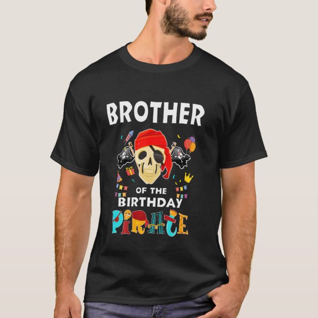 Camiseta Hermano del Tema Pirata de Cumpleaños Bda Combinan (Anverso)