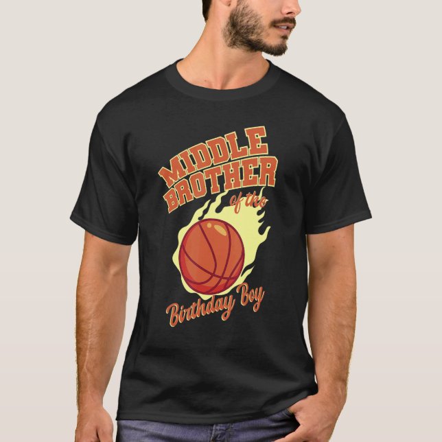 Camiseta Hermano Medio De La Fami De Baloncesto De Nacimien (Anverso)
