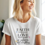 Camiseta Hermosa cita cristiana Inspiradora<br><div class="desc">Hermosa cita cristiana Inspiradora T-Shirt. Este diseño moderno y moderno es la declaración perfecta de regalo y moda. #cristiano #religión #Escrituras #fe #Bible #jesus</div>
