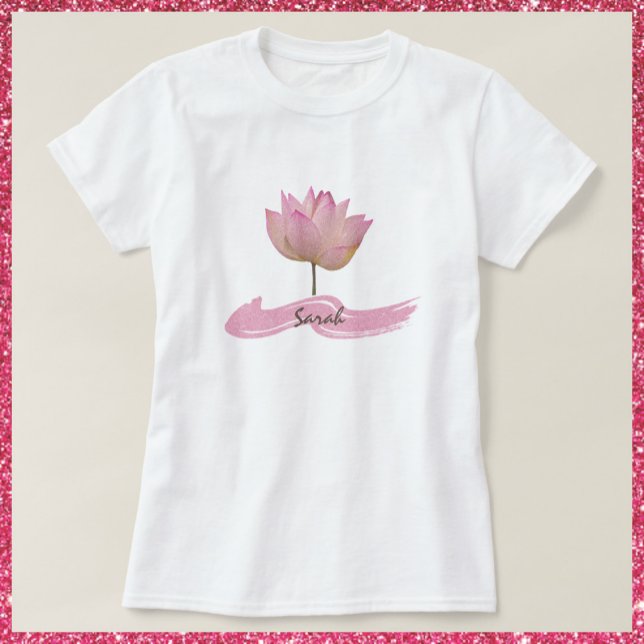 Camiseta Hermosa flor rosa de Lotus (Subido por el creador)