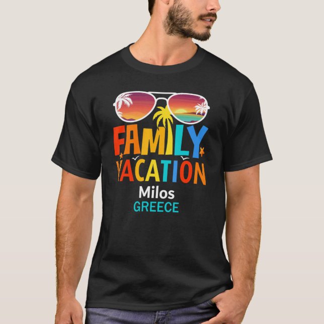 Camiseta Hermosa isla de Milos con traje de baño familiar (Anverso)