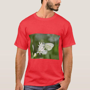 Camiseta Hermosa Mariposa – Elegancia de la Natura