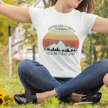 Camiseta Hermosa puesta de sol de época de familia personal<br><div class="desc">Hermosas camisetas de reunión familiar personalizado para un encuentro de otoño con primos, tías, tíos y abuelos. Ordene hacer coincidir los té de caída para toda la tripulación con su apellido y año en verde alrededor de la hermosa imagen vintage de la puesta de sol sobre las montañas y los...</div>