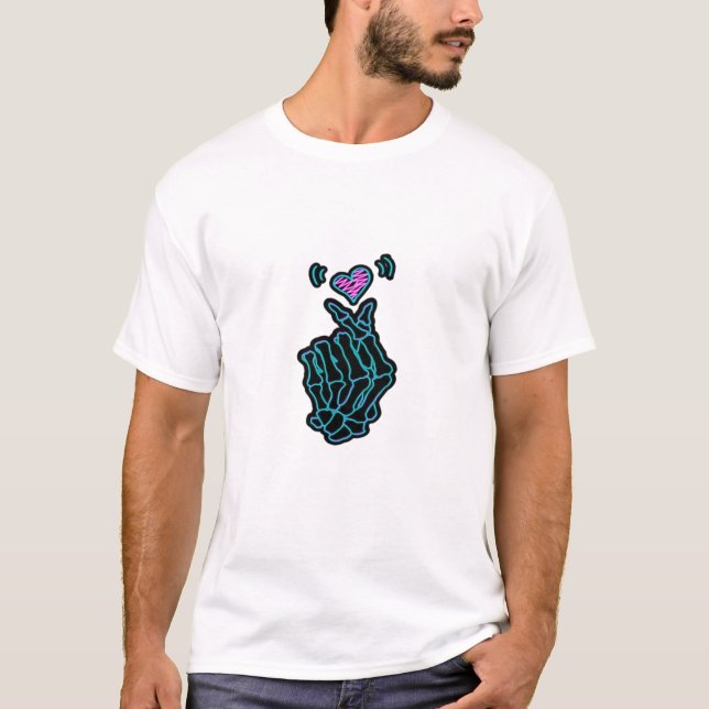 Camiseta Hermosas Manos De Esqueleto Con Una Señal Cardíaca (Anverso)