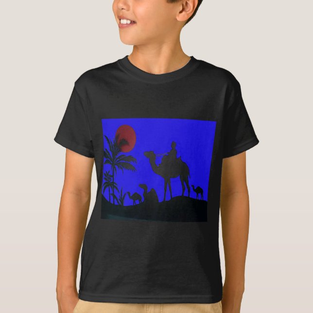 Camiseta Hermoso asombroso Camello Sunset Safari Art Print (Anverso)
