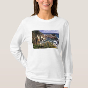 Camiseta Hermoso pueblo de Vernazza en las Cinque