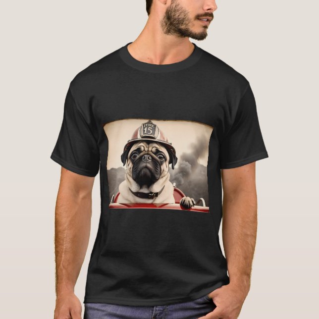 Camiseta Hermoso Pug Bombero Vintage (Anverso)