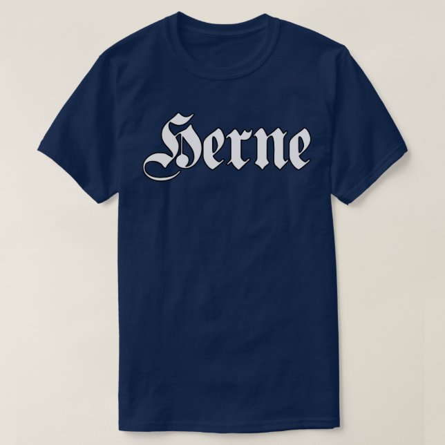 Camiseta Herne escrito con letra gótica (Diseño del anverso)