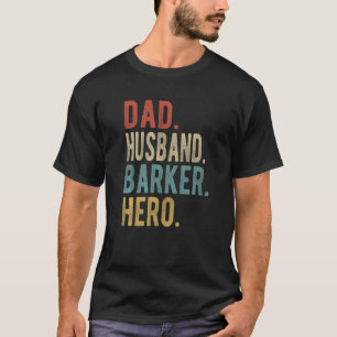 Camiseta Héroe de Barker de Hens Dad