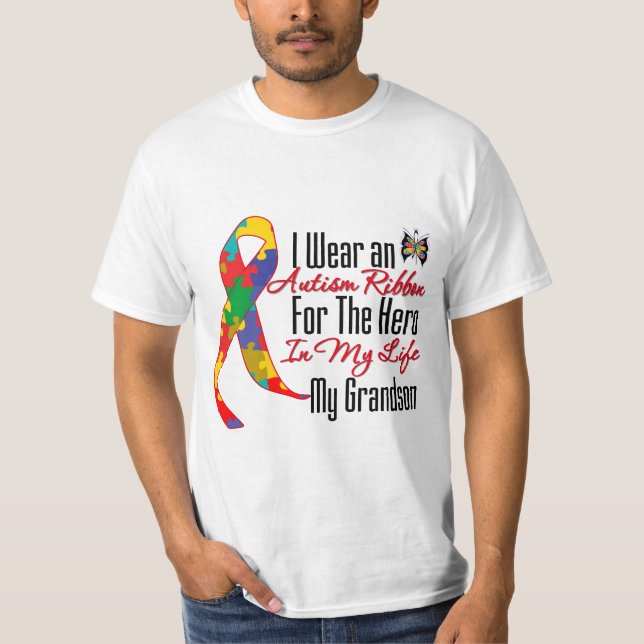 Camiseta Héroe de la cinta del autismo en mi vida mi nieto (Anverso)