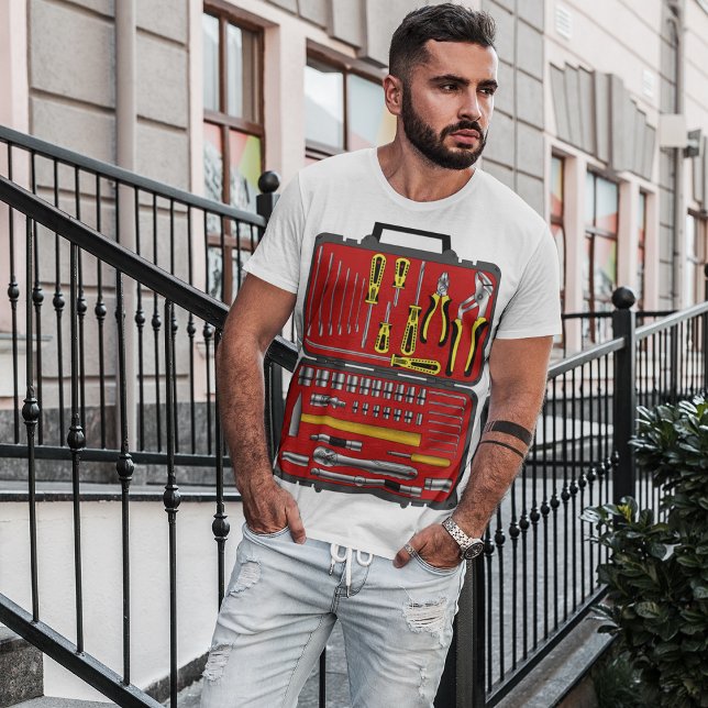Camiseta Herramientas En Un Cuadro De Herramientas (Subido por el creador)