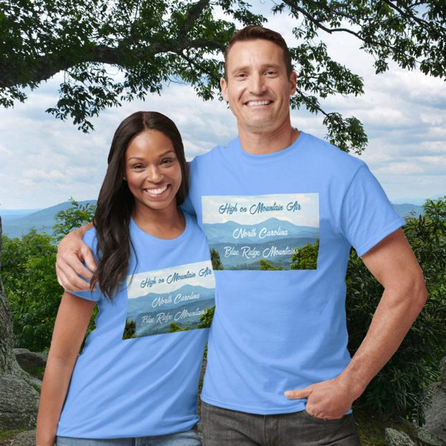 Camiseta High on Mountain Air Blue Ridge (Subido por el creador)