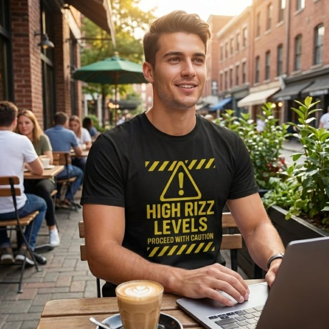 Camiseta High Rizz Levels Caution Sign Funny Gen Z Slang (Subido por el creador)