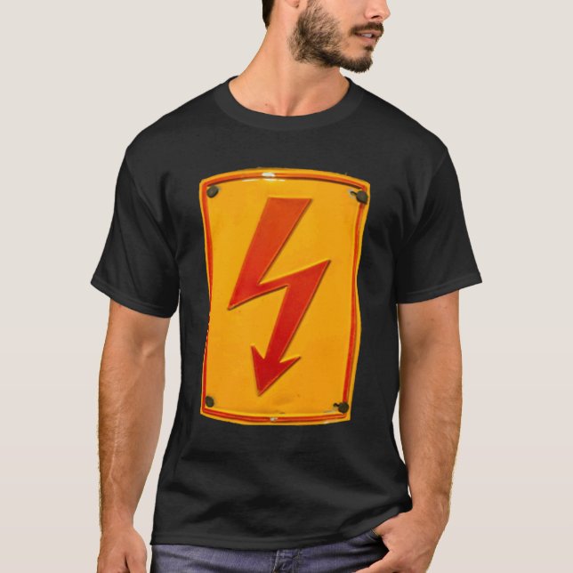 Camiseta High voltage electrician action flash (Anverso)