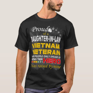 Camiseta Hija orgullosa de la ley veterana de Vietnam criad