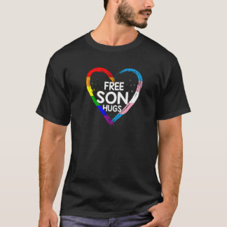 Camiseta Hijo Libre Abraza Lgbt Q Arcoiris Y Bandera Transg
