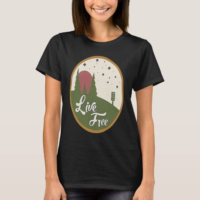 Camiseta Hiking & Adventure Great Outdoors Wanderlust Live  (Anverso)