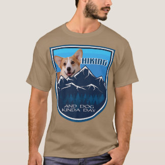 Camiseta Hiking And Dog Kinda Day Pembroke Welsh Corgi388